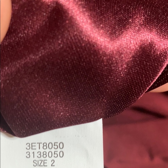 STUNNING Red With Black Velvet Detail Dress - Picture 11 of 11